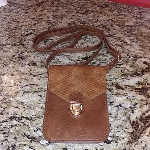 0728 Save the Girls Everyday Essential Purse